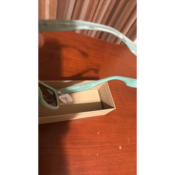 Burberry 54mm Square Sunglasses Frame Green Lens Violet - Picture 10 of 12